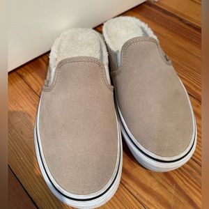 Vans Women’s Asher Sherpa Lined Mule Slip On Tan Shoes Size 8